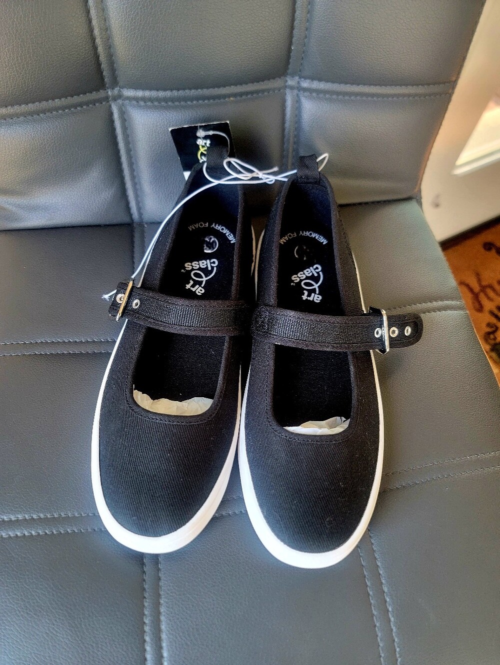 Art Class Kids' Calantha Mary Jane Sneakers Black  Slip on  Sz 3, 4 & 5.
